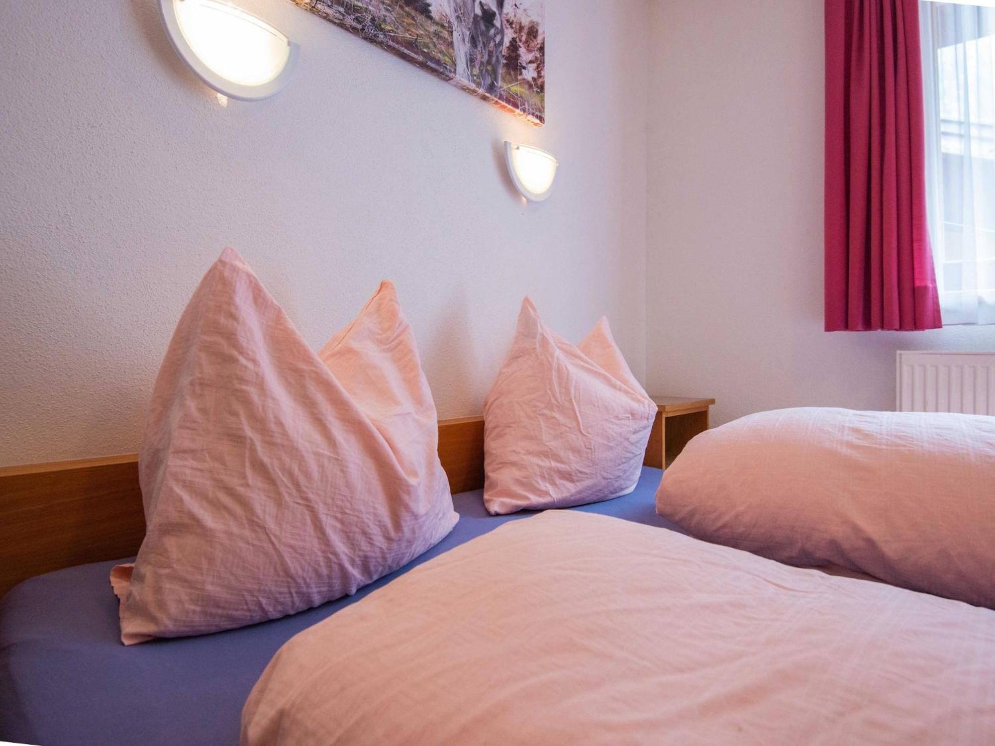 Comfortable Apartment In L Ngenfeld With Ski Storage 朗根费尔德 外观 照片