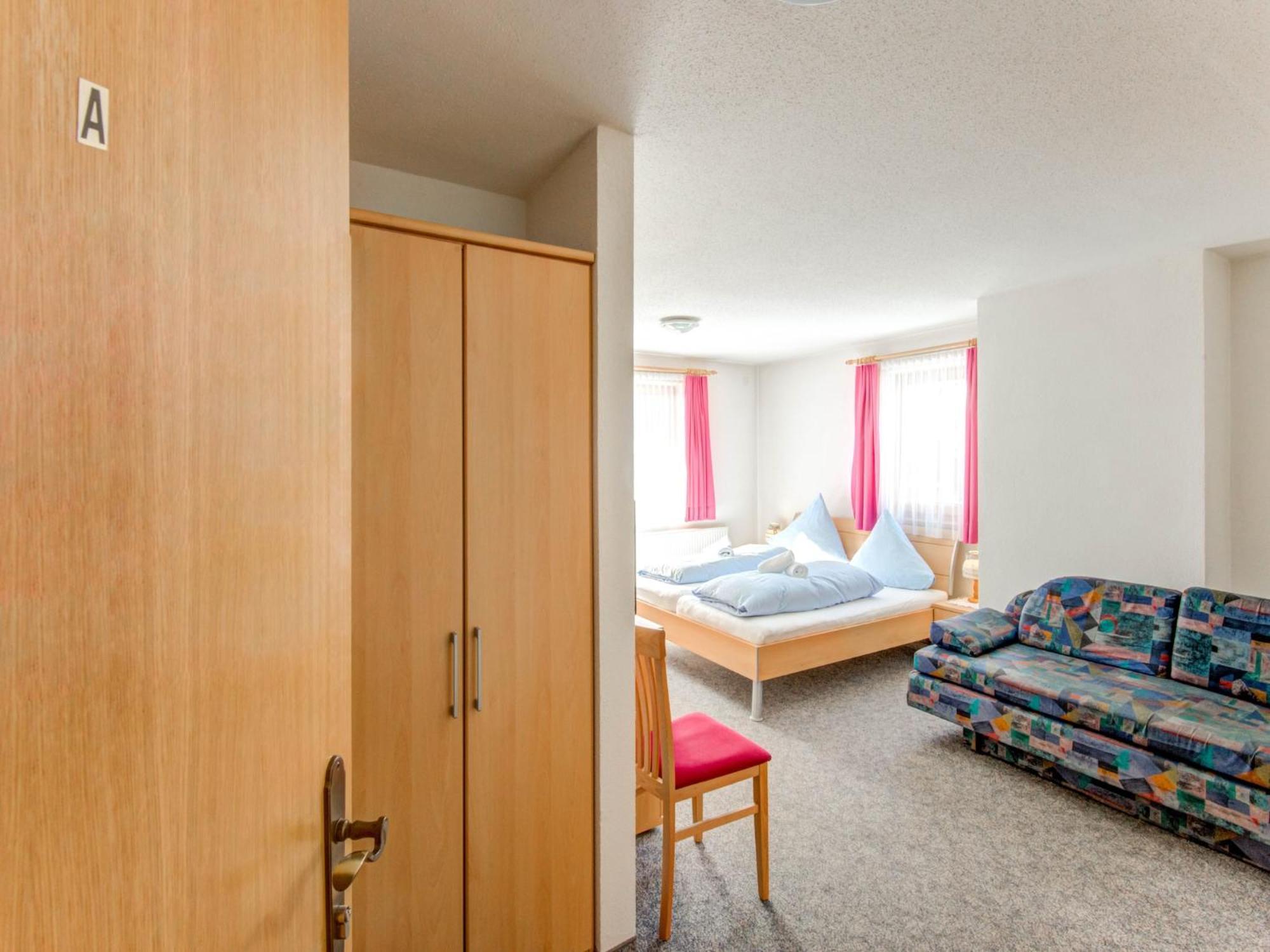 Comfortable Apartment In L Ngenfeld With Ski Storage 朗根费尔德 外观 照片